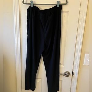 Halogen stretchy work pants size L